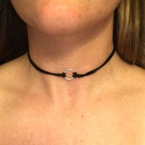 Dogeared choker